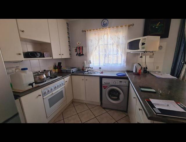 2 BEDROOM APARTMENT FOR SALE IN HIGHVELD